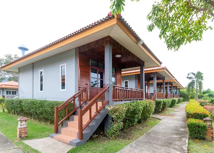 Lanta Lapaya Resort